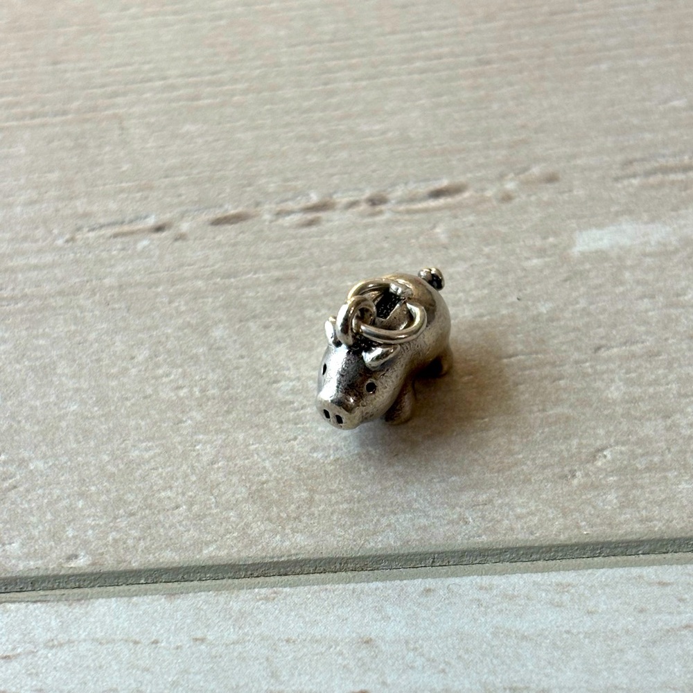 James Avery
